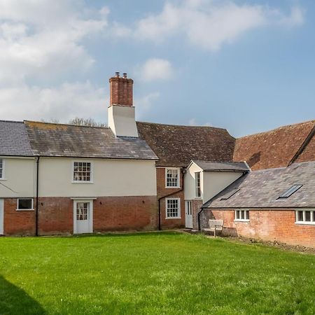 River House Kersey Exterior photo