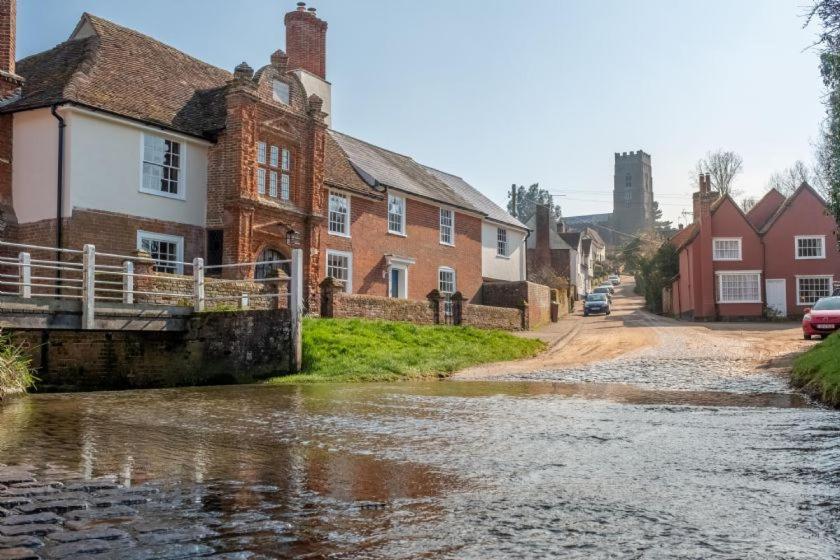 River House Kersey Exterior photo